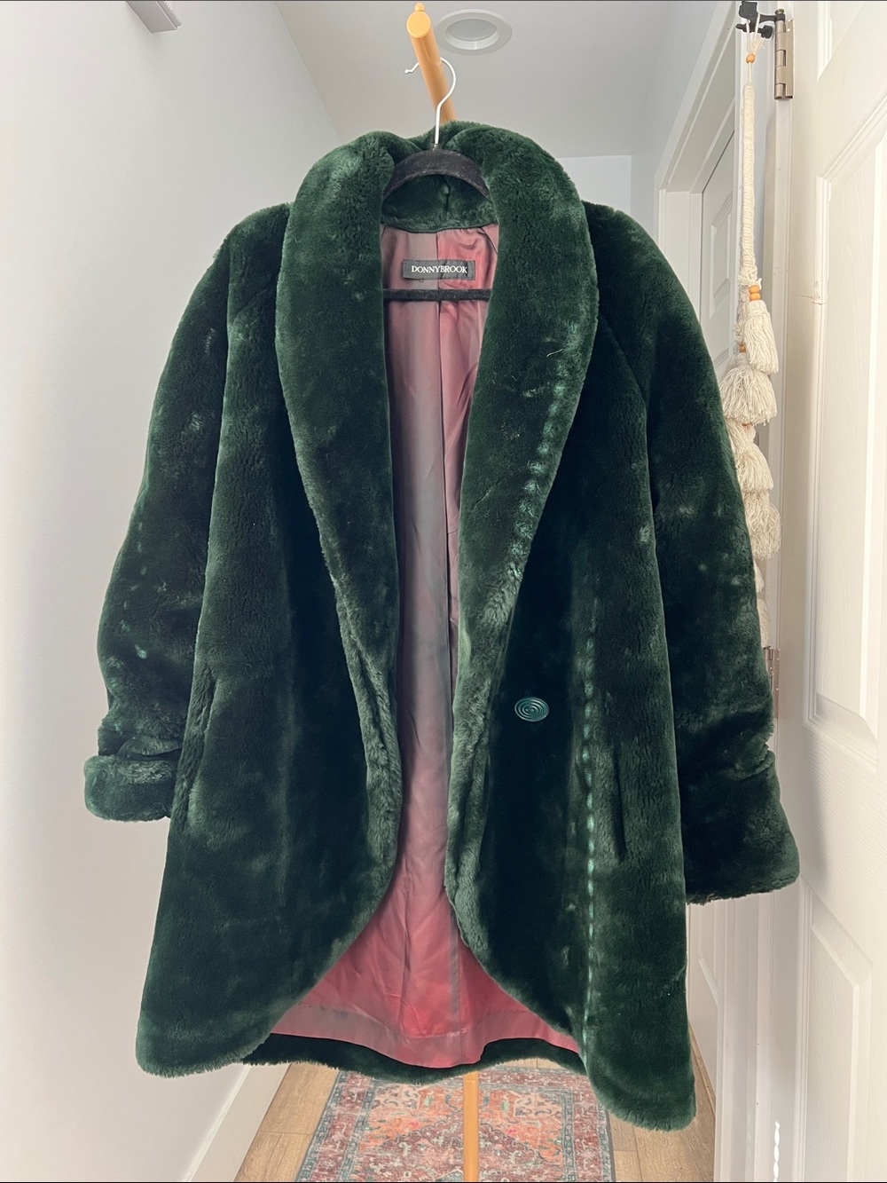 Vintage 1970s Donnybrook Faux Fur Heavyweight Long Emerald Green Coat Large